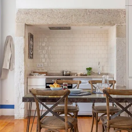 Apartment Plum Guide - The Ticking Clocks *